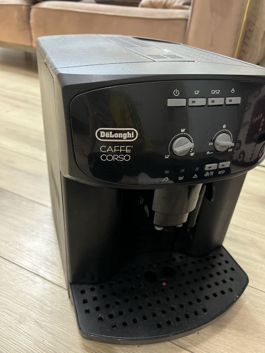 Продается кофемашина Delonghi