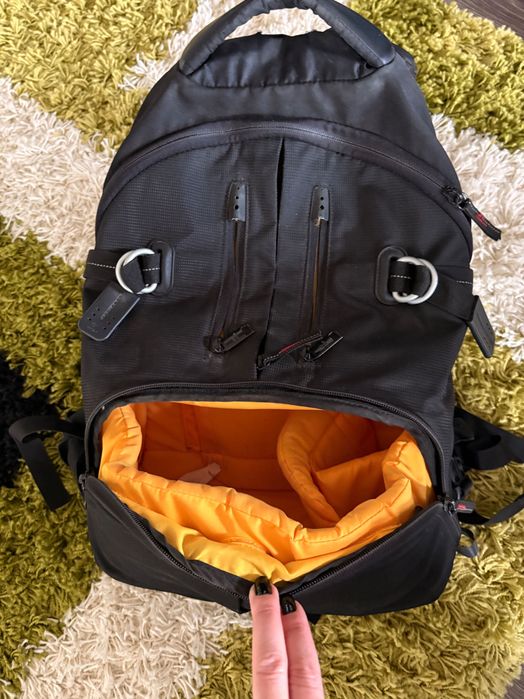 Aparat foto DSLR Nikon D90