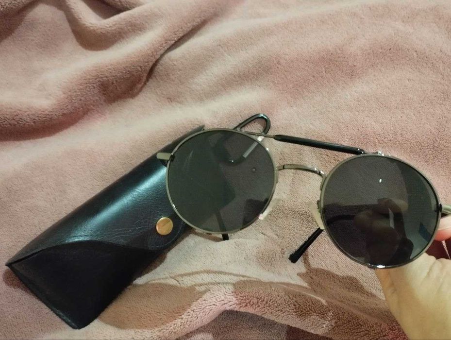 Солнцезащитные очки с заслонками, кожаный чехол в комплекте