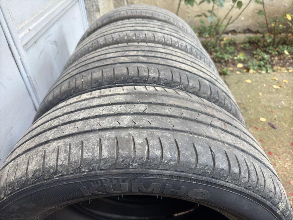 Set 4 anvelope Kumho 215 55 18 vara - an 2021