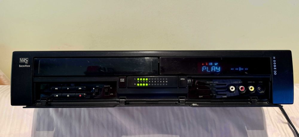 Videorecorder HI-FI Stereo  Loewe, Sony-defect