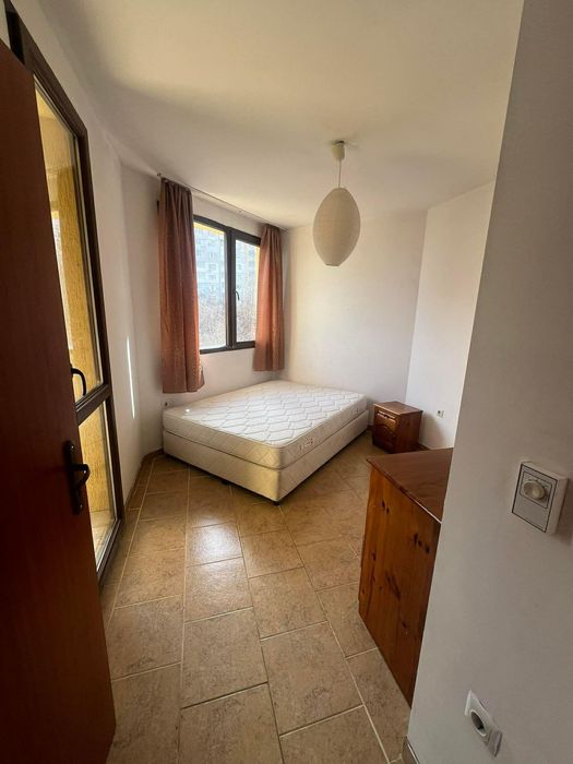 Тристаен апартамент в ж.к. Овча купел .