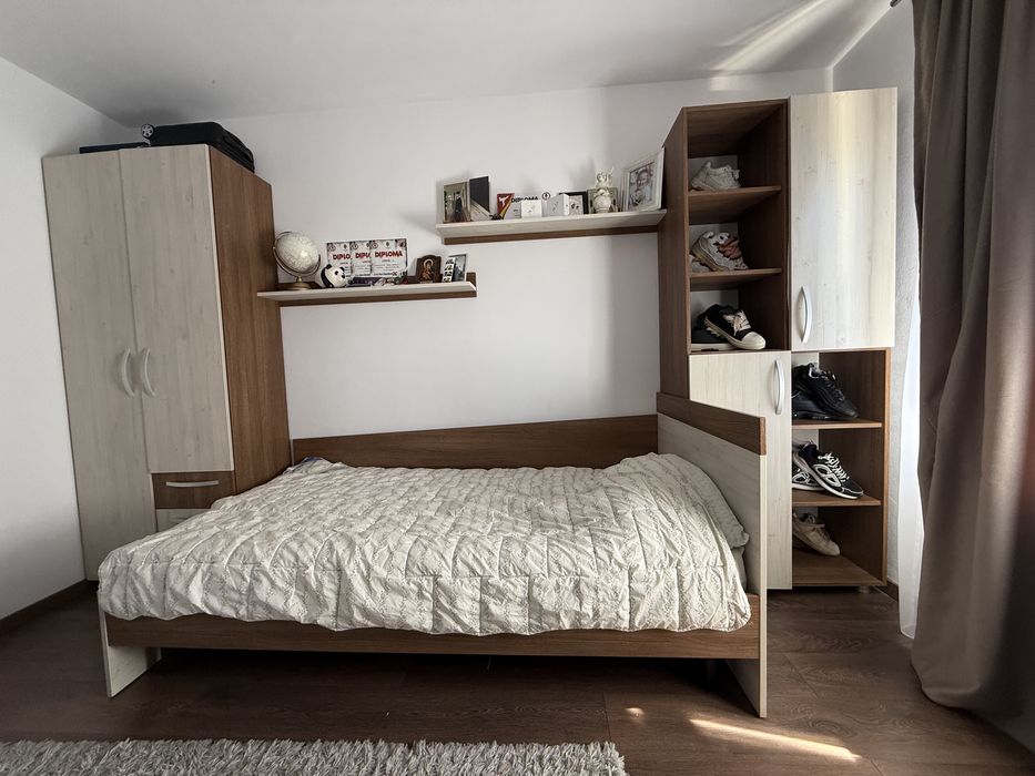 Vand mobilier din Mdf.