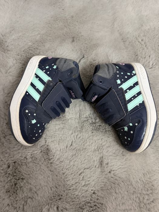 Adidasi Adidas cu scai