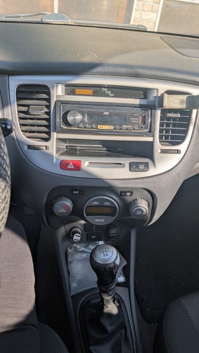 Kia Rio 1.5 CRDI — pentru DEZMEMBRĂRI sau RABLA