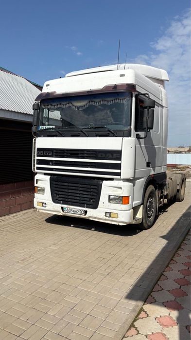 Продам тягач DAF 95XF