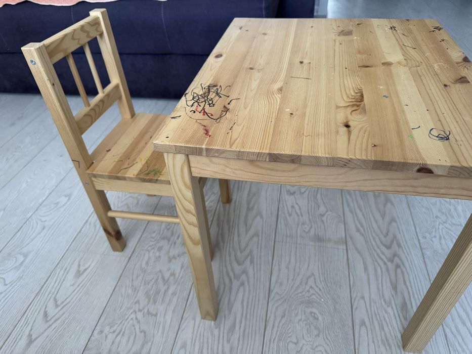 Стол и стул IKEA детский
