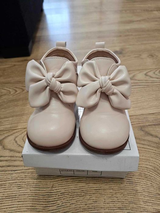 Детски обувки / боти  - 25 номер