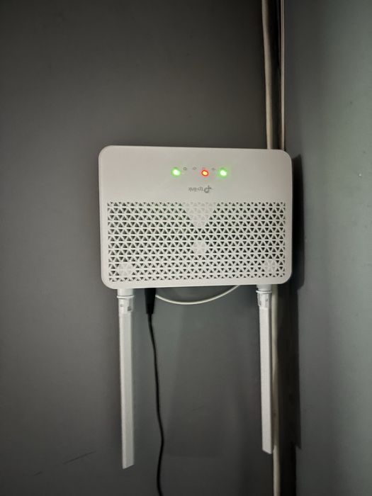 С р о ч н о Продам СПОРТЗАЛ в Подвальном помещение