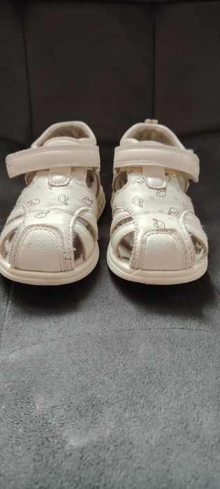 Сандалики детские