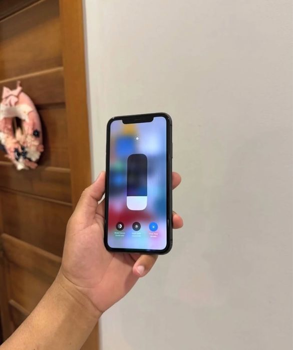 Продам Iphone 11 128gb