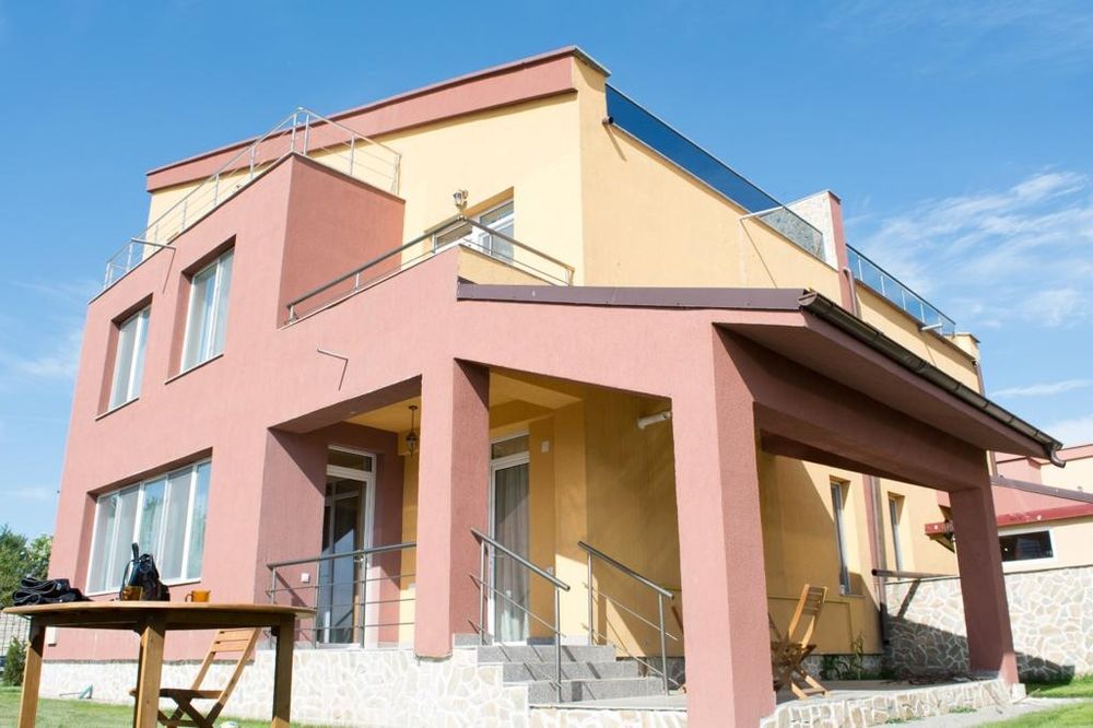 Casa de închiriat Slatina