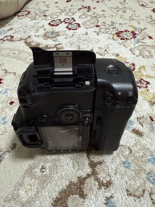 Продам Canon 5D Mark II