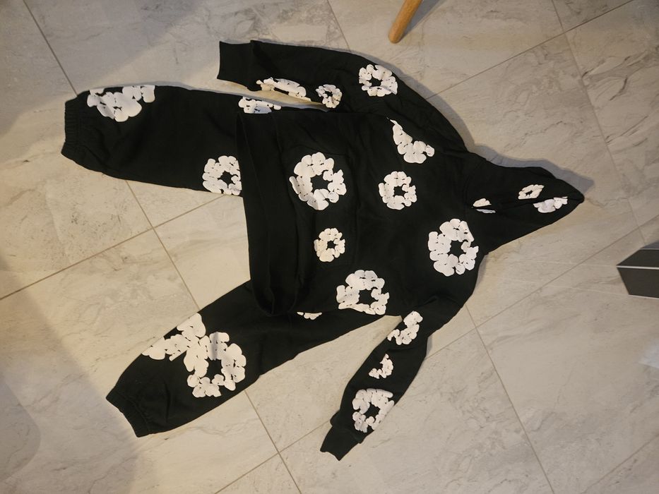 Denim tears екип