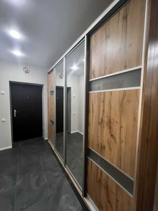 Дава се под наем Двустаен апартамент в София, Зона Б-18 - 63 кв.м за 598.23 € - Снимка #1