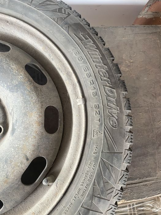 Метални джанти 15ки с гуми за VW голф