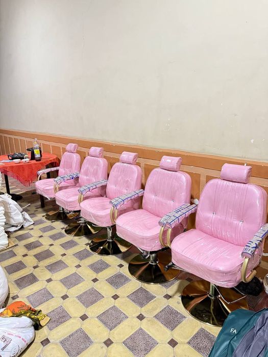 Sartarosh stol Yangi