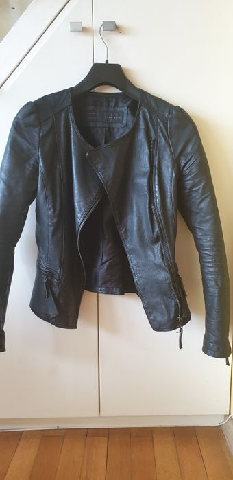 Кожено яке на Zara