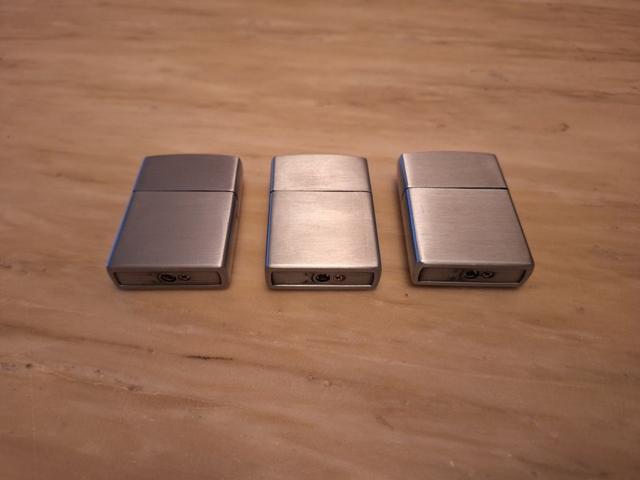 Газови метални запалки (3 броя-20лв.)
