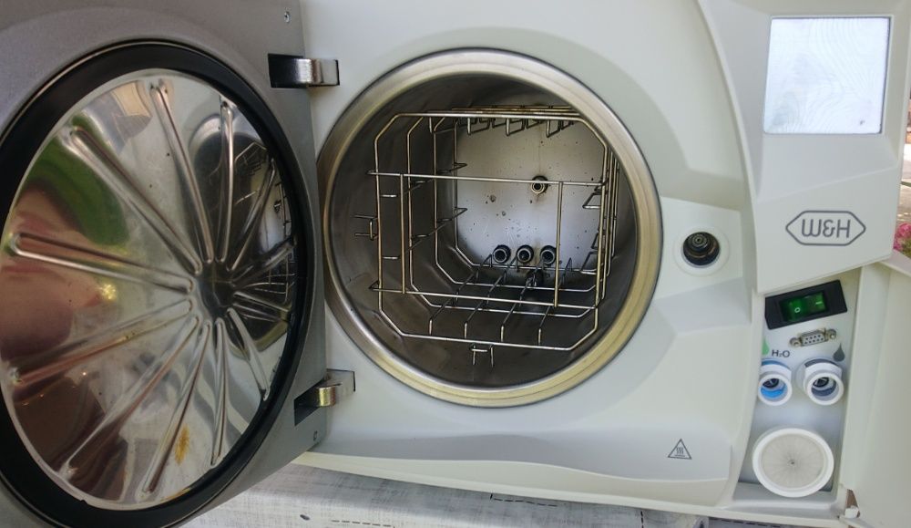 Autoclav LISA W&H Clasa B 17 litri stomatologie cosmetica veterinar