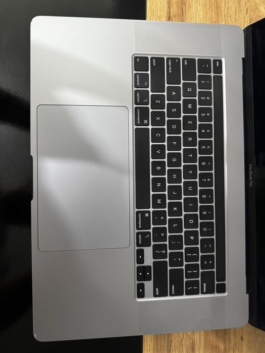 Apple Macbook pro16 2019