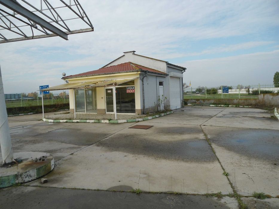 продавам газстанция,автомивка и барче в кв.Ген.Николаево,гр.Раковски