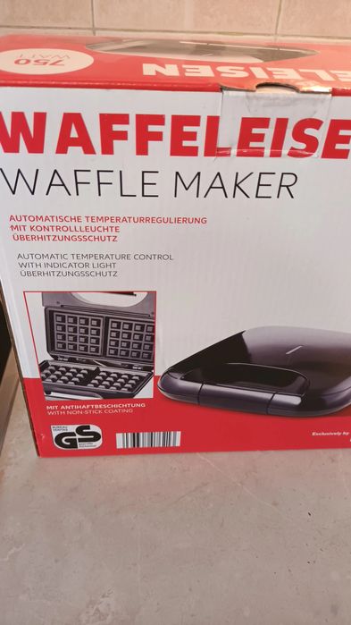 Гофретник Waffle Maker – незалепващо покритие, автоматична температура