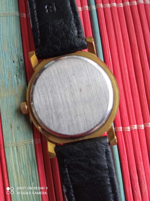 Нов руски часовник Луч,позлатен.