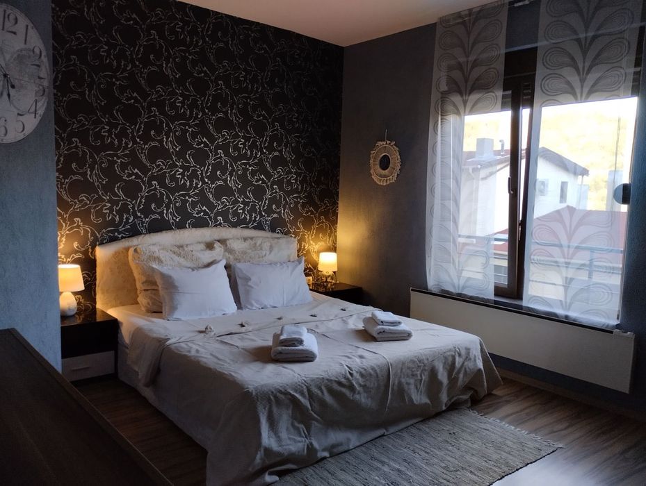 Нощувки в апартамент Лора за 2-4 души