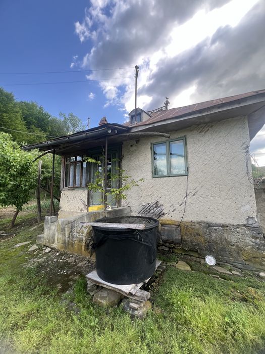 casa de vanzare in apropiere de valeni de munte