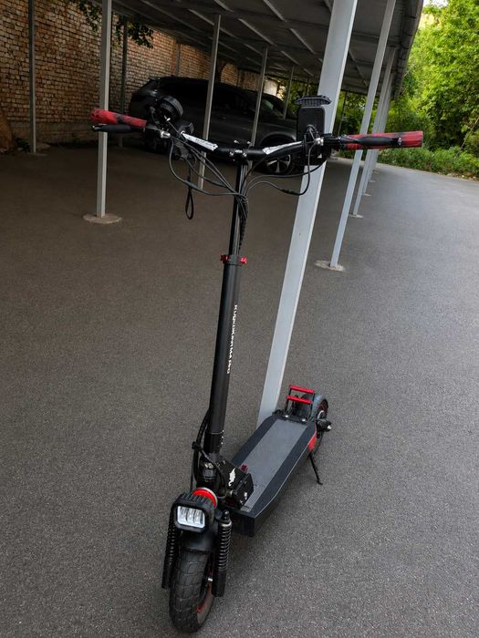SROCHNO SOTILADI!  Kugoo Kirin M4 Pro elektr samokati sotiladi.