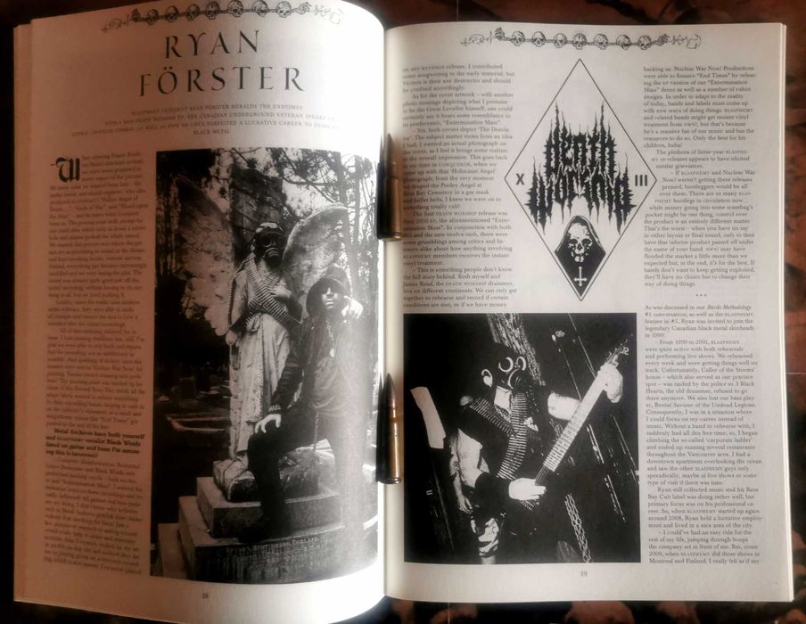 Метъл списания и плакати