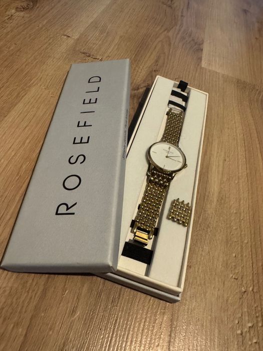Часовник Rosefield