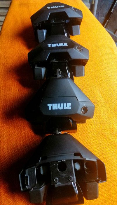Thule Evo Clamp 7105  set 4 buc + kit prindere 145196.
