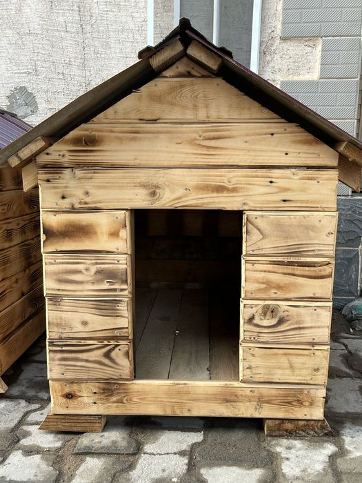 Будки для собак деревянные