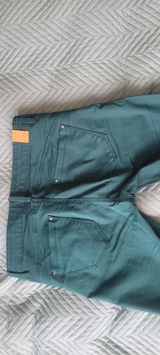 Pantaloni skinny