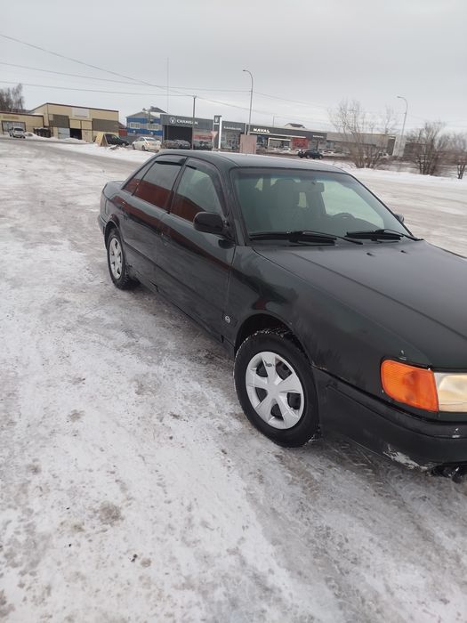 Продам ауди100 с4 1993г