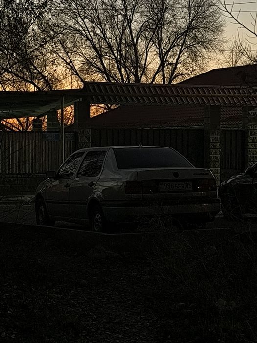 Volkswagen Vento 1.8