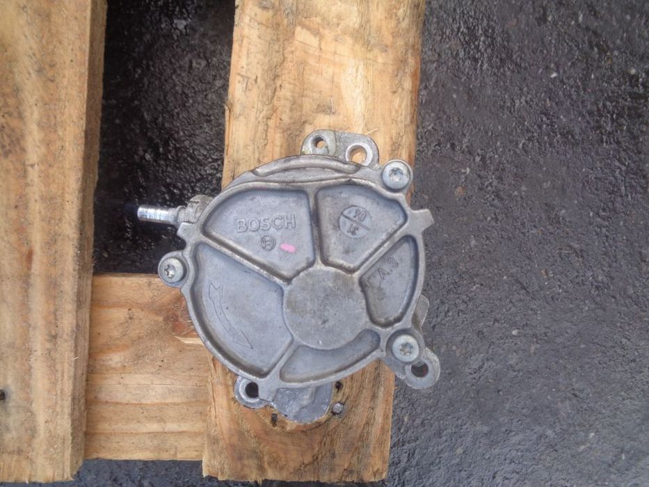 Vand Pompa Vacuum Ford Focus2 2.0 TDCI 136 CP din 2007