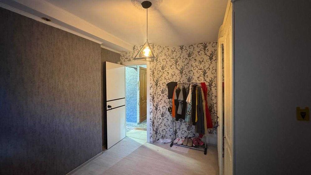 Продам 3к квартиру рн Достык молла