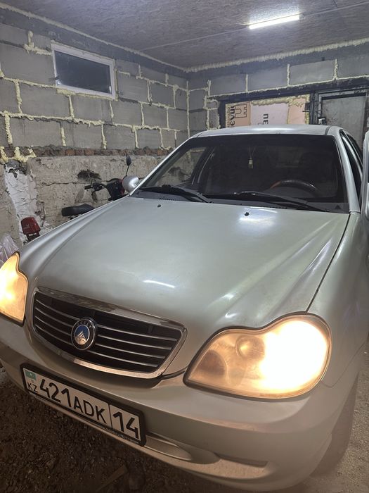 Продам автомобиль Gelly