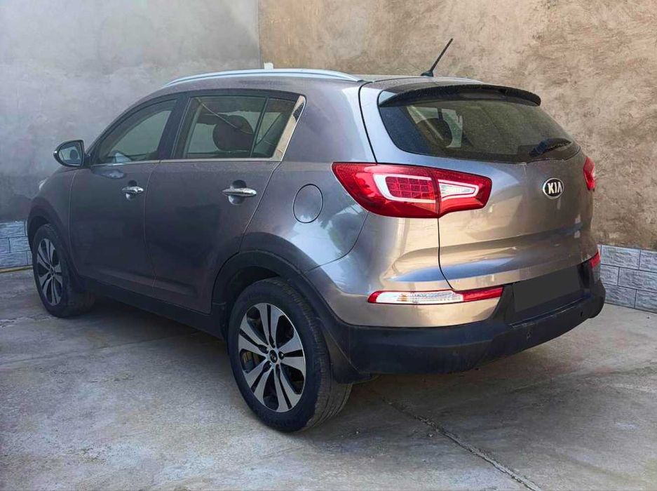 Kia Sportage 2012 — 2