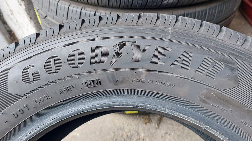 Гуми за Бус 215/65/16 C Goodyear Efficient Grip Cargo 4 броя