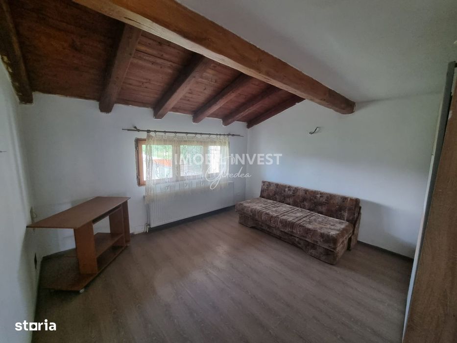 Apartament la casa cu curte proprie | 238 mp utili | 5 camere | Garaj