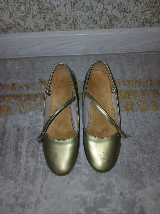 залатой туфли 37 размер