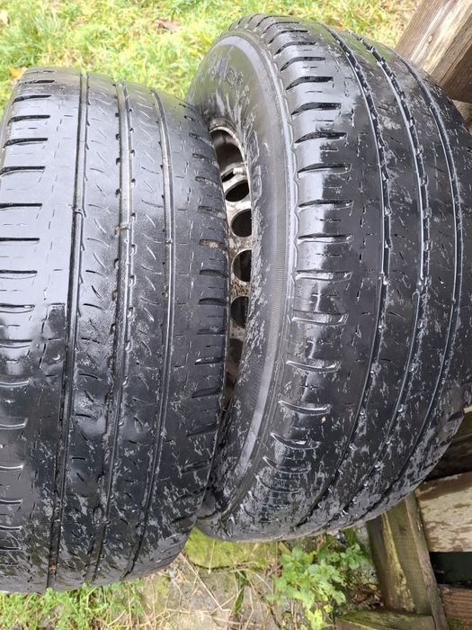 Jante cu cauciucuri C Mercedes