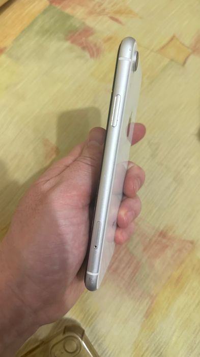 Смартфон Iphone XR 128