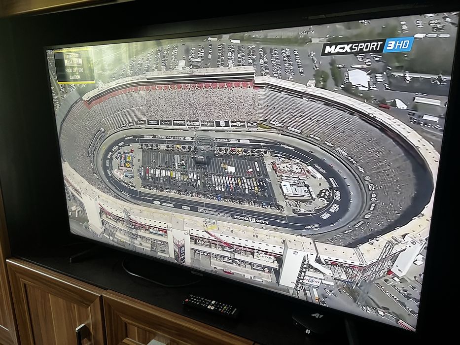 Телевизор Samsung 55”