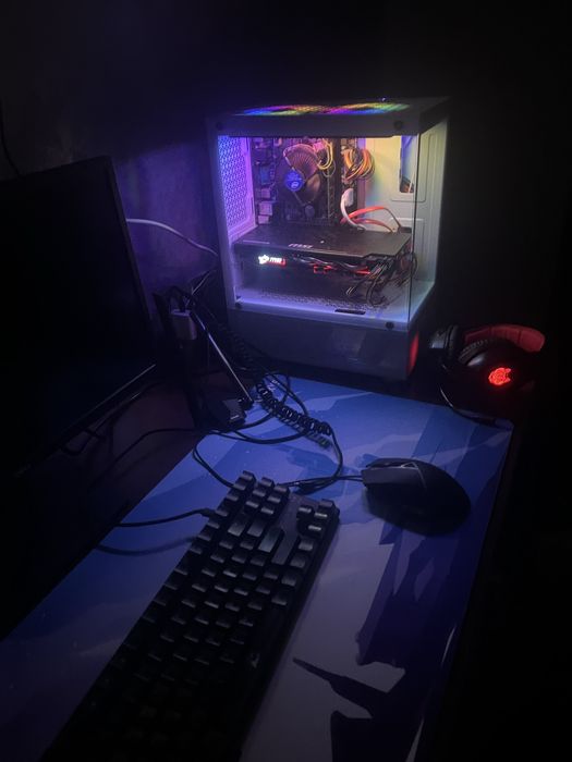 Pc de vanzare , foarte bun pt gaming