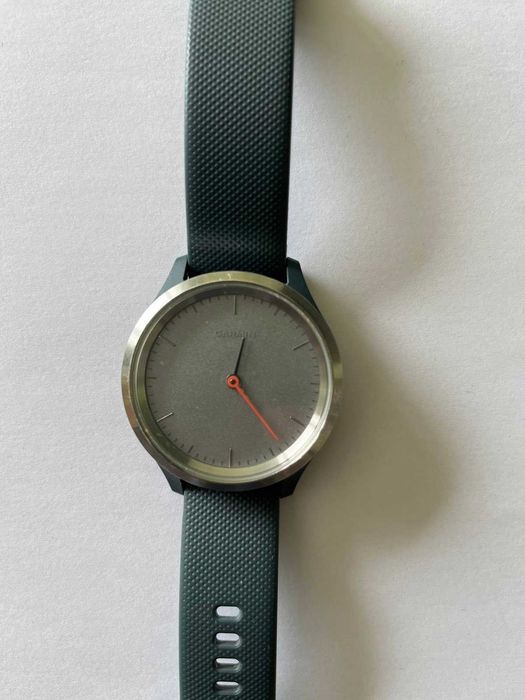 Хибриден смарт часовник Garmin Vivimove 3